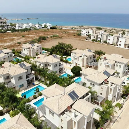 Villa Anthorina 6 *